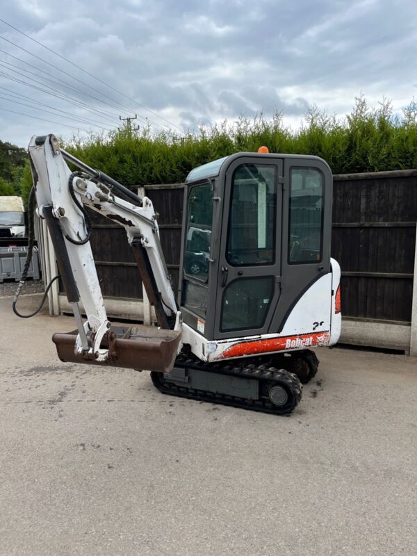 Mini-Pelle Bobcat 320 (2000)